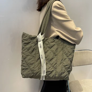 Жените ватирани чанти за рамо Плътен цвят причинно-следствена дами пазаруване Totes голям капацитет найлон подплатени чанти момичета Топ дръжка чанти